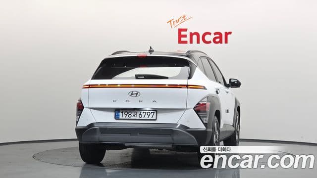 Hyundai Kona гибрид (SX2) Inspiration, 2023 4