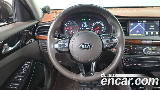 Kia All New K7 Noblesse, 2016 13