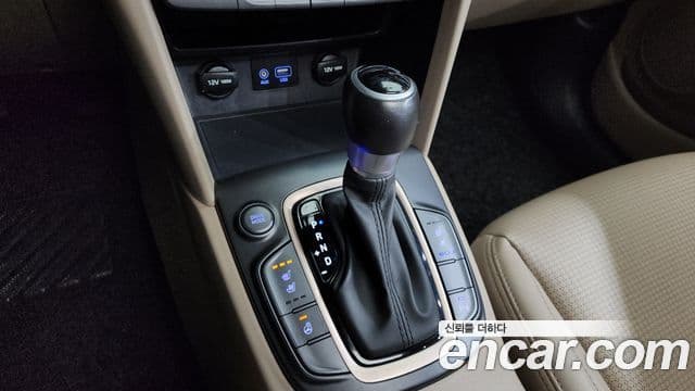 Hyundai Kona Modern Art, 2018 9