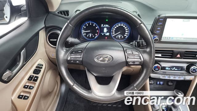 Hyundai Kona Modern Art, 2018 14