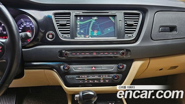 Kia All New Carnival President, 2016 14
