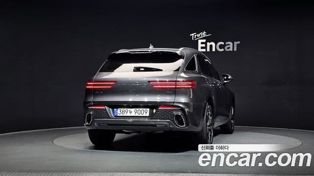 Genesis GV70, 2021 4