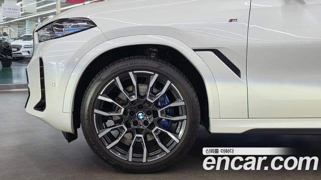 BMW X6 (G06) xDrive40i M Sport, 2024 все фото