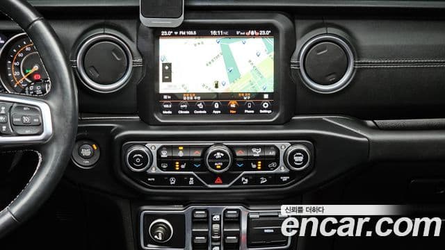 Jeep Wrangler (JL) 2.0 Overland Power top 4도어, 2020 14