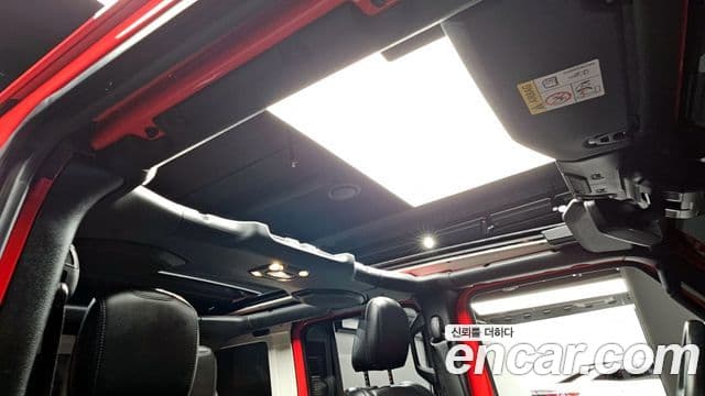 Jeep Wrangler (JL) 2.0 Overland Power top 4도어, 2020 19