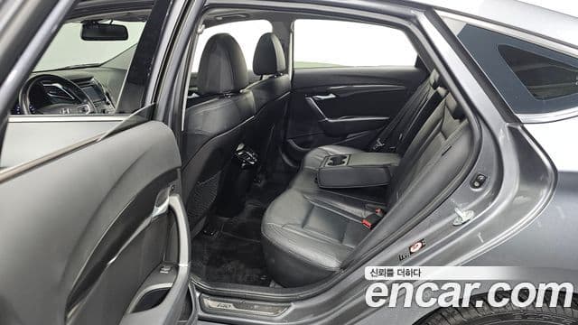 Hyundai i40 살룬 D Spec, 2014 11