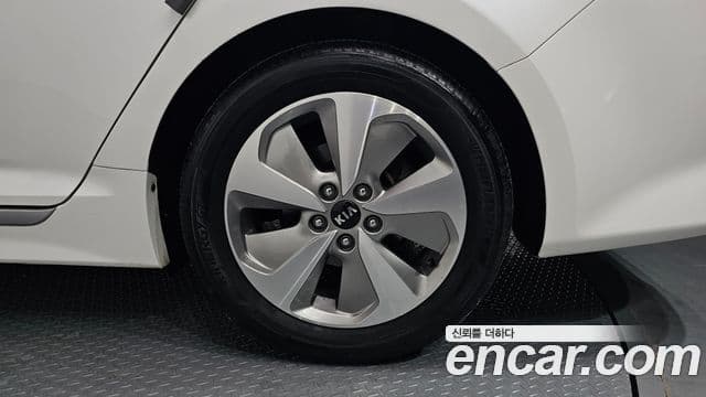 Kia K5 гибрид Prestige, 2014 все фото