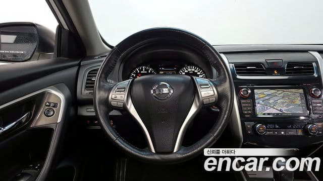 Nissan 알티마 L33, 2015 13