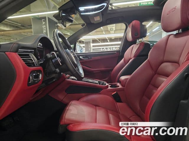 Porsche Macan 95B, 2024 10