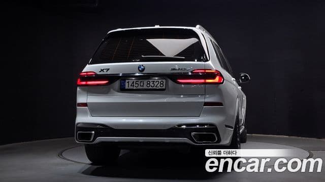 BMW X7 (G07) xDrive 40d M Sport 6인승, 2024 4