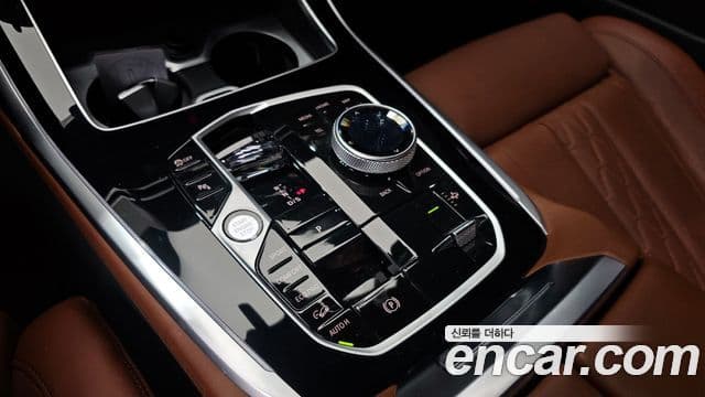 BMW X7 (G07) xDrive 40d M Sport 6인승, 2024 9