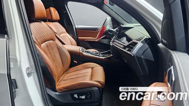 BMW X7 (G07) xDrive 40d M Sport 6인승, 2024 10