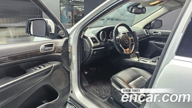 Jeep Grand Cherokee WK2, 2013 11