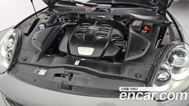 Porsche New Cayenne 958, 2016 6