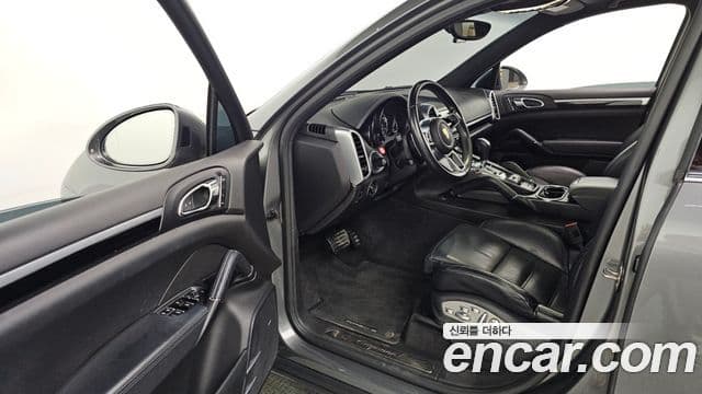 Porsche New Cayenne 958, 2016 10