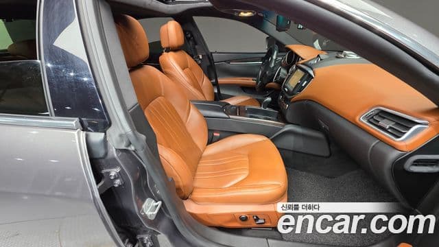 Maserati 기블리 3세대, 2015 10