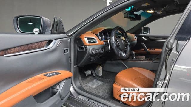 Maserati 기블리 3세대, 2015 11