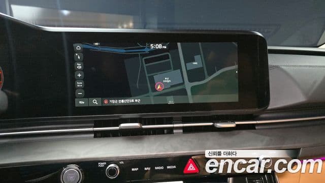 Kia Carnival 4세대 Signature, 2022 16