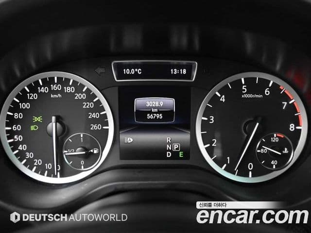 Infiniti Q30 Exclusive, 2017 8