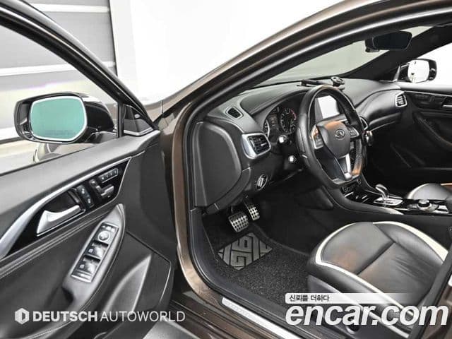 Infiniti Q30 Exclusive, 2017 11