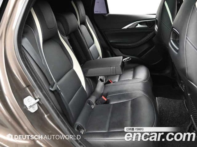 Infiniti Q30 Exclusive, 2017 12