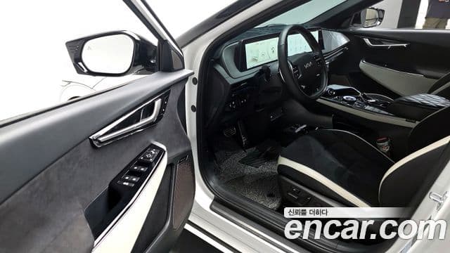 Kia EV6 GT Line, 2023 12