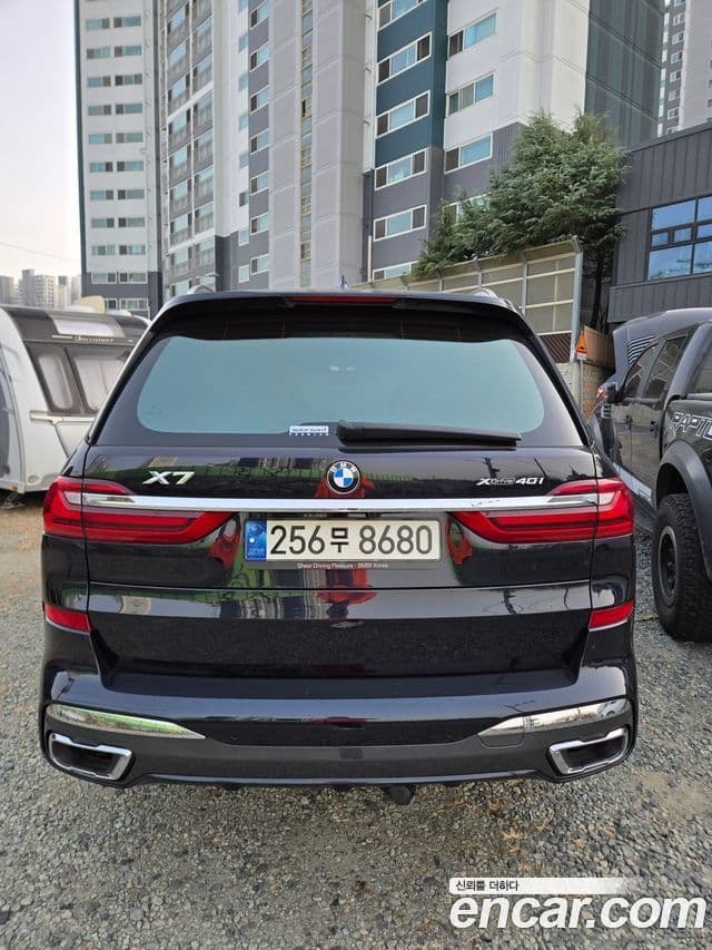 BMW X7 (G07) xDrive 40i M Sport 6인승, 2021 4