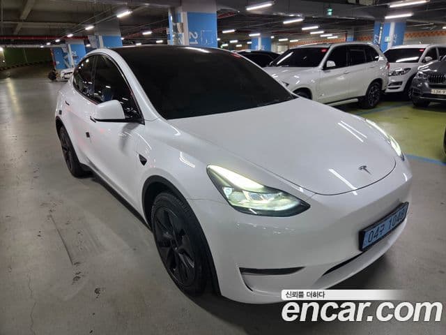 Tesla модель Y Long Range AWD, 2024 2