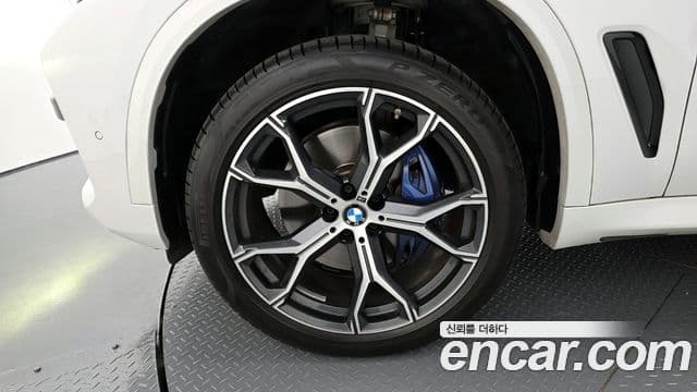 BMW X5 (G05) xDrive 40i M Sport, 2023 все фото