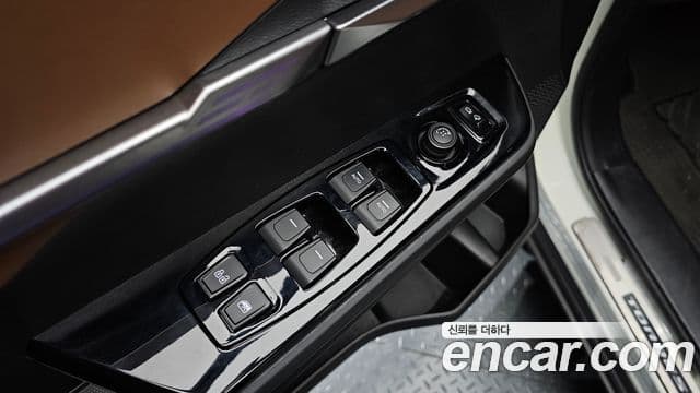 KG모빌리티(SsangYong) Torres T7, 2024 16