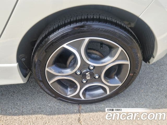 Kia All New Morning Luxury Sport, 2013 14