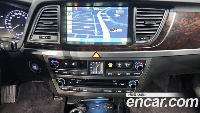 Hyundai Genesis DH Premium, 2016 15
