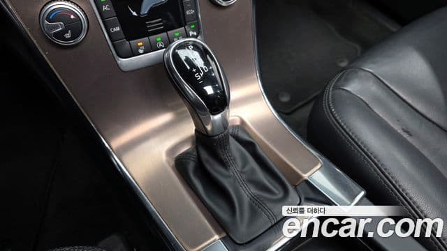 Volvo XC60 1세대, 2017 9