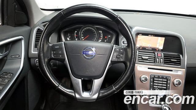 Volvo XC60 1세대, 2017 13
