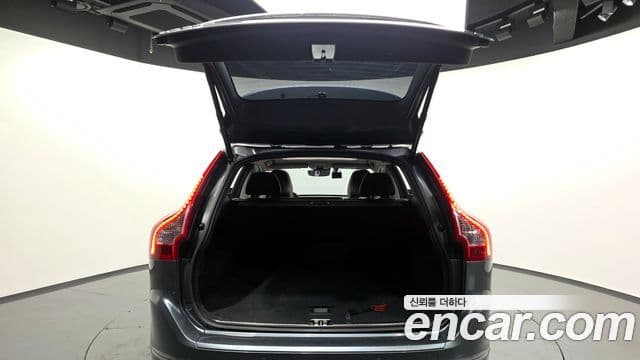 Volvo XC60 1세대, 2017 20