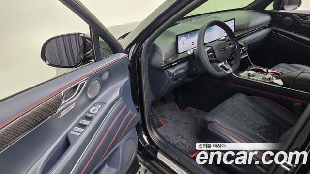 Genesis GV80 купе, 2024 13