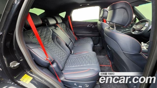 Genesis GV80 купе, 2024 19