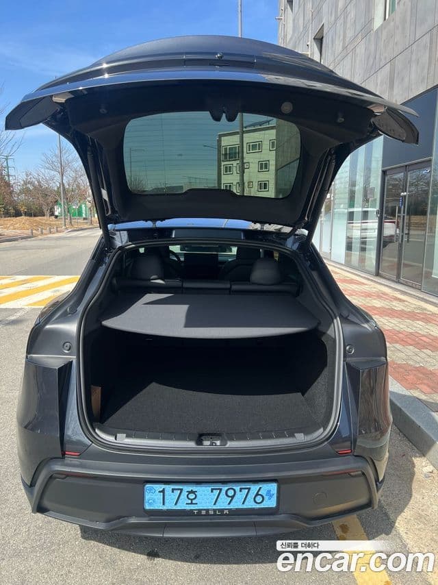 Tesla модель Y, 2026 2