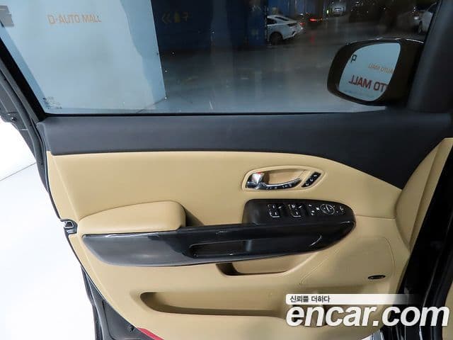 Kia All New Carnival Noblesse, 2016 13