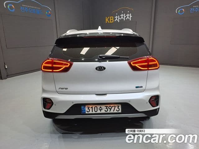 Kia The / новый New Niro Noblesse Special, 2021 3