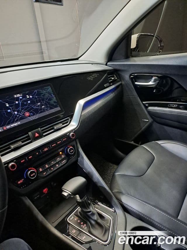 Kia The / новый New Niro Noblesse Special, 2021 16