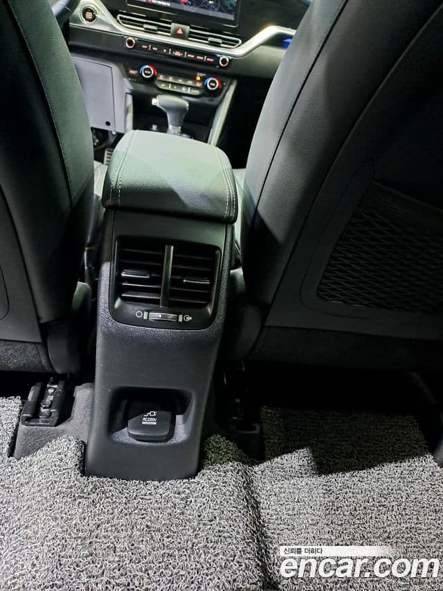 Kia The / новый New Niro Noblesse Special, 2021 17