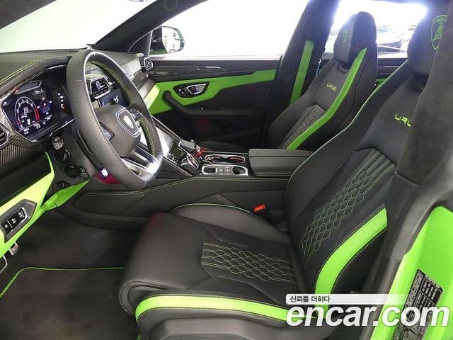 Lamborghini Urus 4.0 V8 S, 2024 10