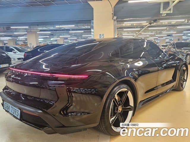 Porsche 타이칸 турбо, 2020 4