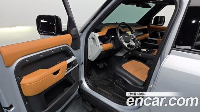 Land Rover Defender (L663) 110 P300 X-Dynamic SE, 2024 10