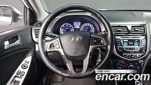 Hyundai Accent(новый кузов / новое поколение) Modern, 2017 13