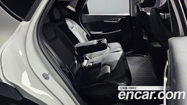 Kia EV6 Earth, 2022 12