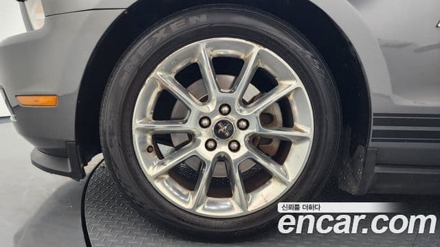 Ford Mustang купе, 2011 все фото