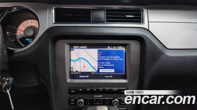 Ford Mustang купе, 2011 15