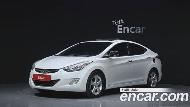 Hyundai Avante MD Premier, 2011 1